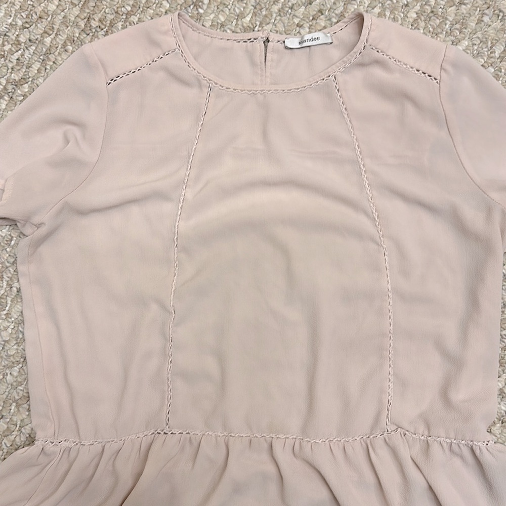 🔥Mandee. light pink boho loose fitting ruffle, bottom, short sleeve blouse - Picture 2 of 9